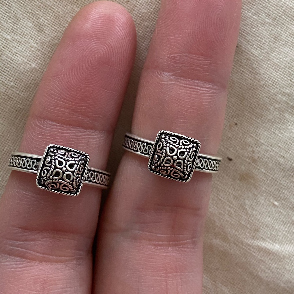 925 Sterling Silver Toe Ring Pair!